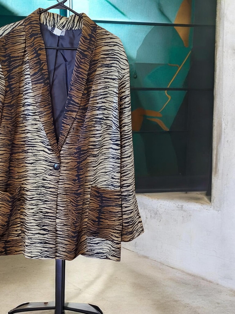 Women's Vintage Taupe & Black Tiger-Stripe Unlined Blazer Jacket
